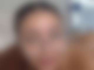 Lia L's Live Sex Cam Show