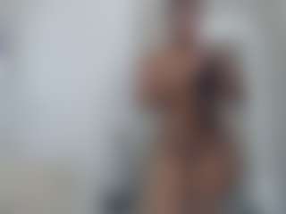 Lia L's Live Sex Cam Show