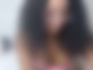 Live cam show with Lia L - Small Tits on Chatstar