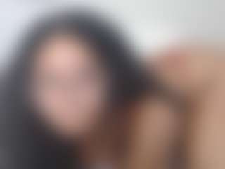 Lia L's Live Sex Cam Show