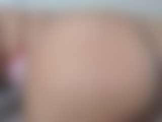 Lia L's Live Sex Cam Show