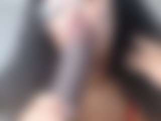 Lia L's Live Sex Cam Show