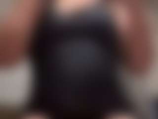 Lia L's Live Sex Cam Show