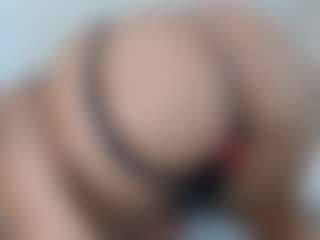 Lia L's Live Sex Cam Show