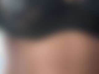 Lia L's Live Sex Cam Show