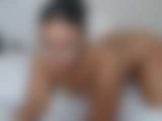 Lia L's Live Sex Cam Show