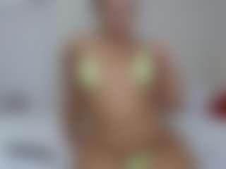 Lia L's Live Sex Cam Show