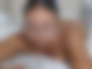 Lia L's Live Sex Cam Show