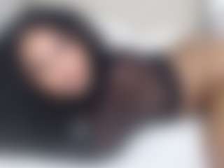 Lia L