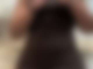 Lia L's Live Sex Cam Show