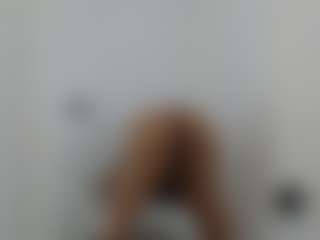 Lia L's Live Sex Cam Show