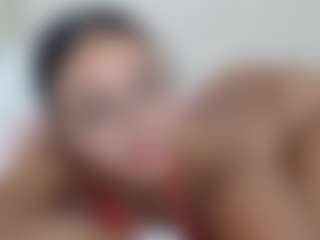 Lia L's Live Sex Cam Show