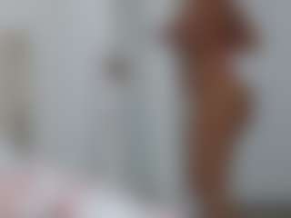 Lia L's Live Sex Cam Show