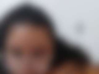 Lia L's Live Sex Cam Show