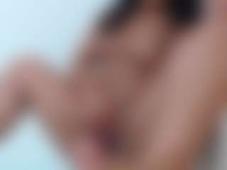 Lia L's Live Sex Cam Show