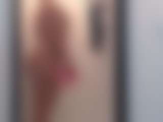 Lia L's Live Sex Cam Show