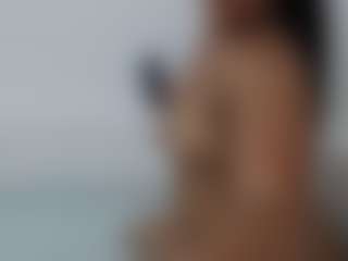 Lia L's Live Sex Cam Show