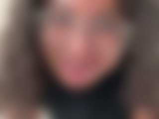 Lia L's Live Sex Cam Show