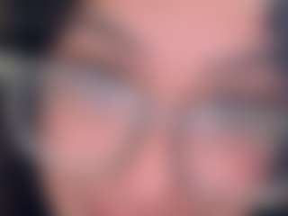 Lia L's Live Sex Cam Show