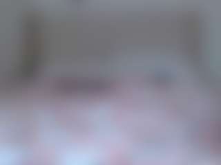 Lia L's Live Sex Cam Show