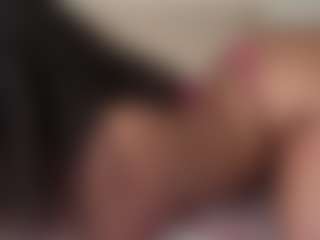 Lia L's Live Sex Cam Show