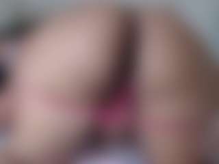 Lia L's Live Sex Cam Show