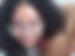 Lia L's Live Sex Cam Show