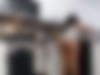 Lia L's Live Sex Cam Show