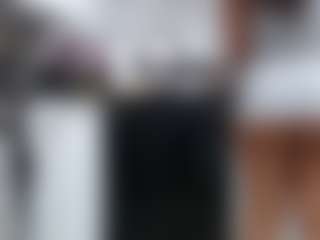 Lia L's Live Sex Cam Show