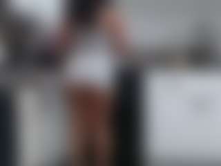 Lia L's Live Sex Cam Show