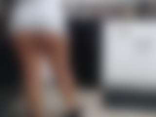 Lia L's Live Sex Cam Show