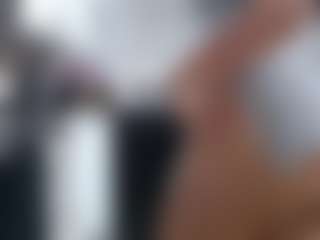 Lia L's Live Sex Cam Show