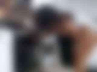 Lia L's Live Sex Cam Show