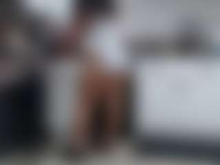 Lia L's Live Sex Cam Show