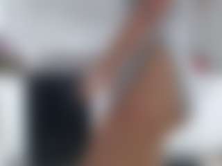 Lia L's Live Sex Cam Show
