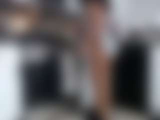 Lia L's Live Sex Cam Show