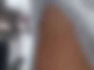 Lia L's Live Sex Cam Show