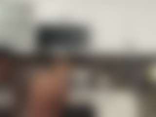 Lia L's Live Sex Cam Show
