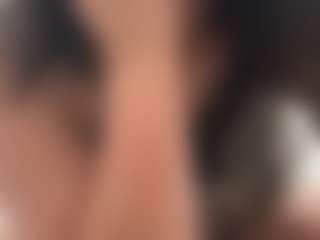 Lia L's Live Sex Cam Show