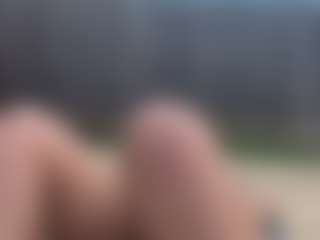 Lia L's Live Sex Cam Show