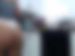 Lia L's Live Sex Cam Show