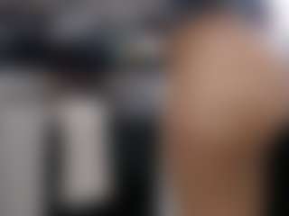 Lia L's Live Sex Cam Show