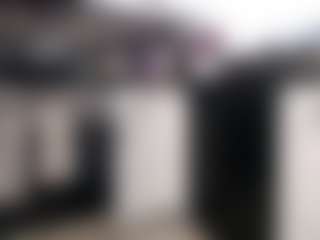 Lia L