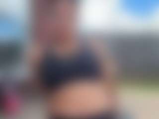 Lia L's Live Sex Cam Show