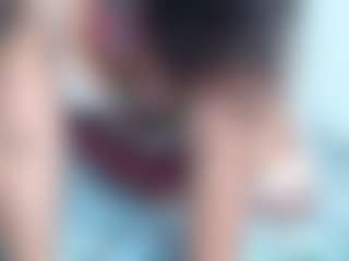 Lia L's Live Sex Cam Show