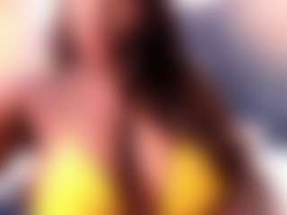 Live cam show with Chantal - BBW on Camsoda