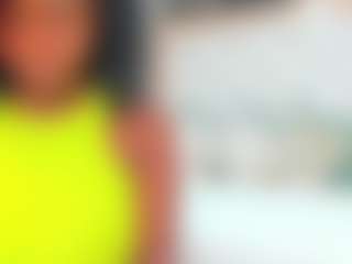 Live cam show with zurygray - Ebony HD on Milfs Live