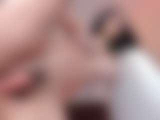 emma-white001's Live Sex Cam Show