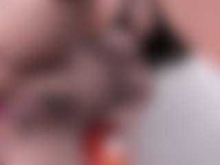 emma-white001's Live Sex Cam Show