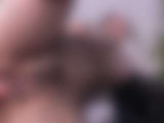 Live cam show with emma-white001 - Asshole on AdultVida.com